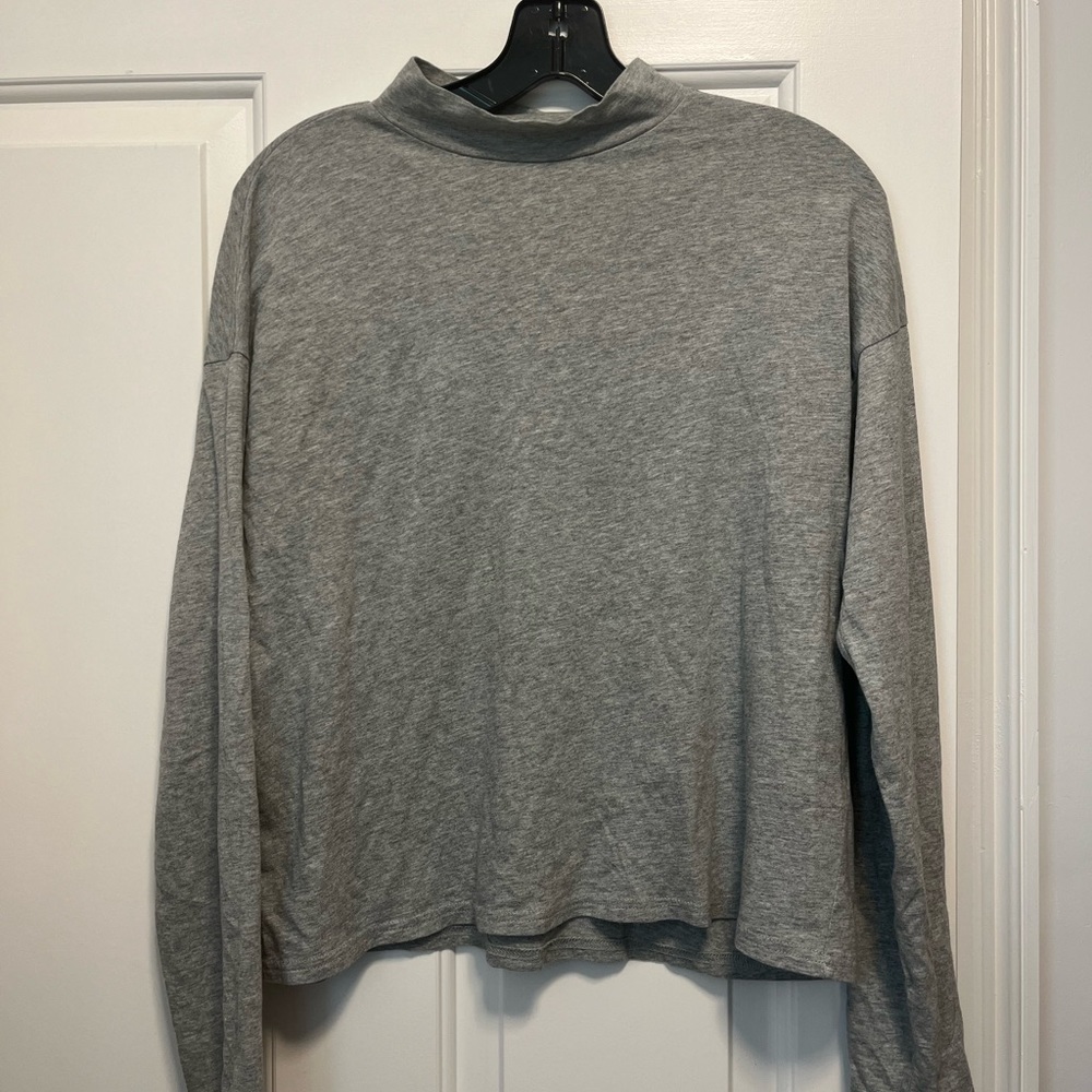 Everlane long sleeve cotton grey mock neck size S